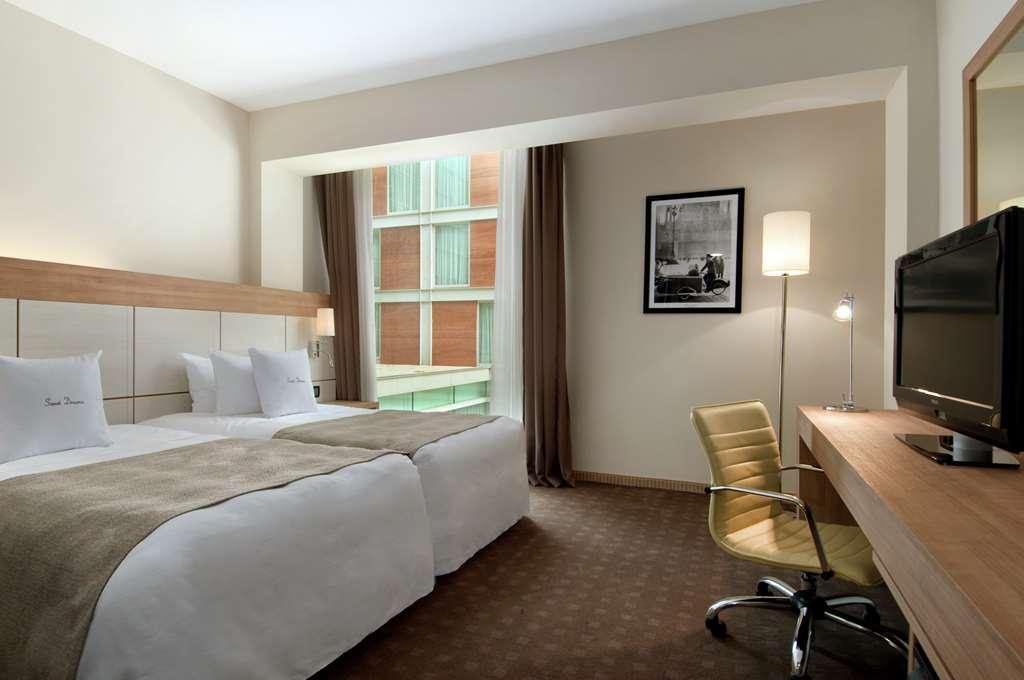Doubletree By Hilton