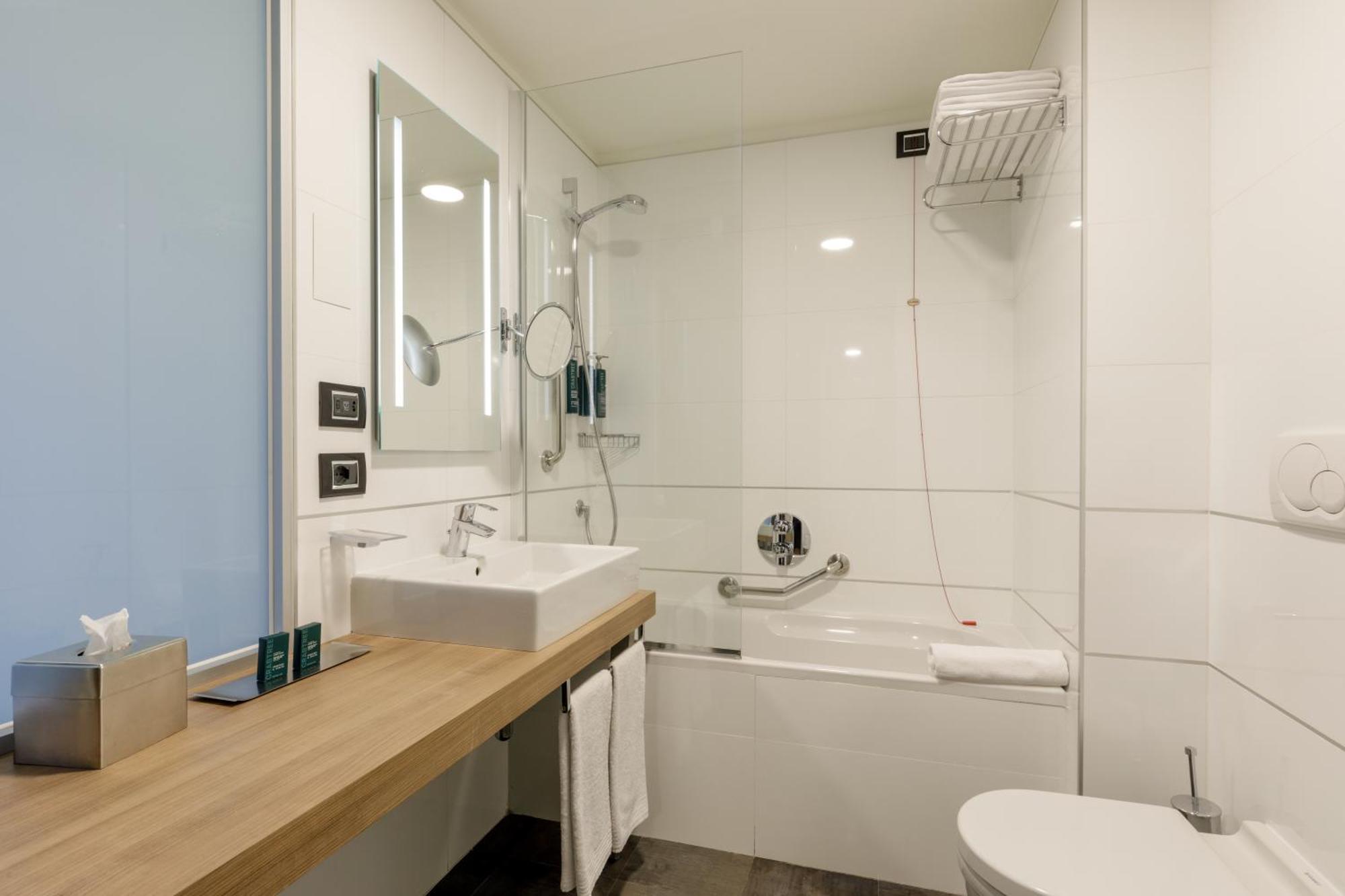 Hotel Doubletree By Hilton 4*