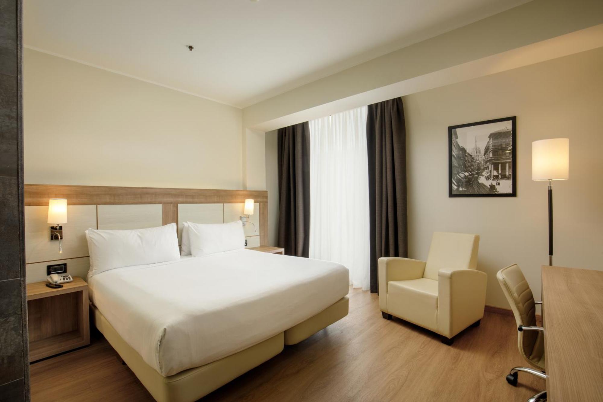 Doubletree By Hilton Hotel Milán