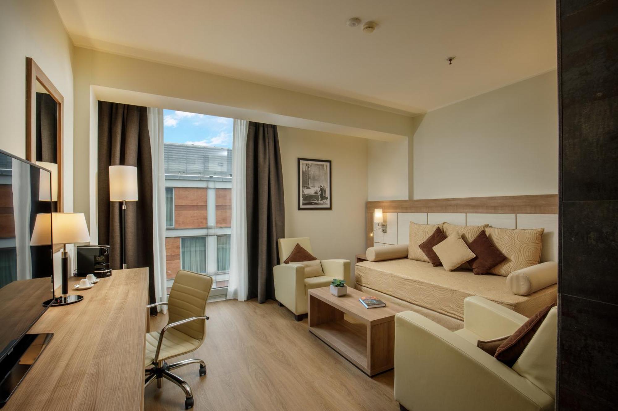 Doubletree By Hilton Hotel Milán