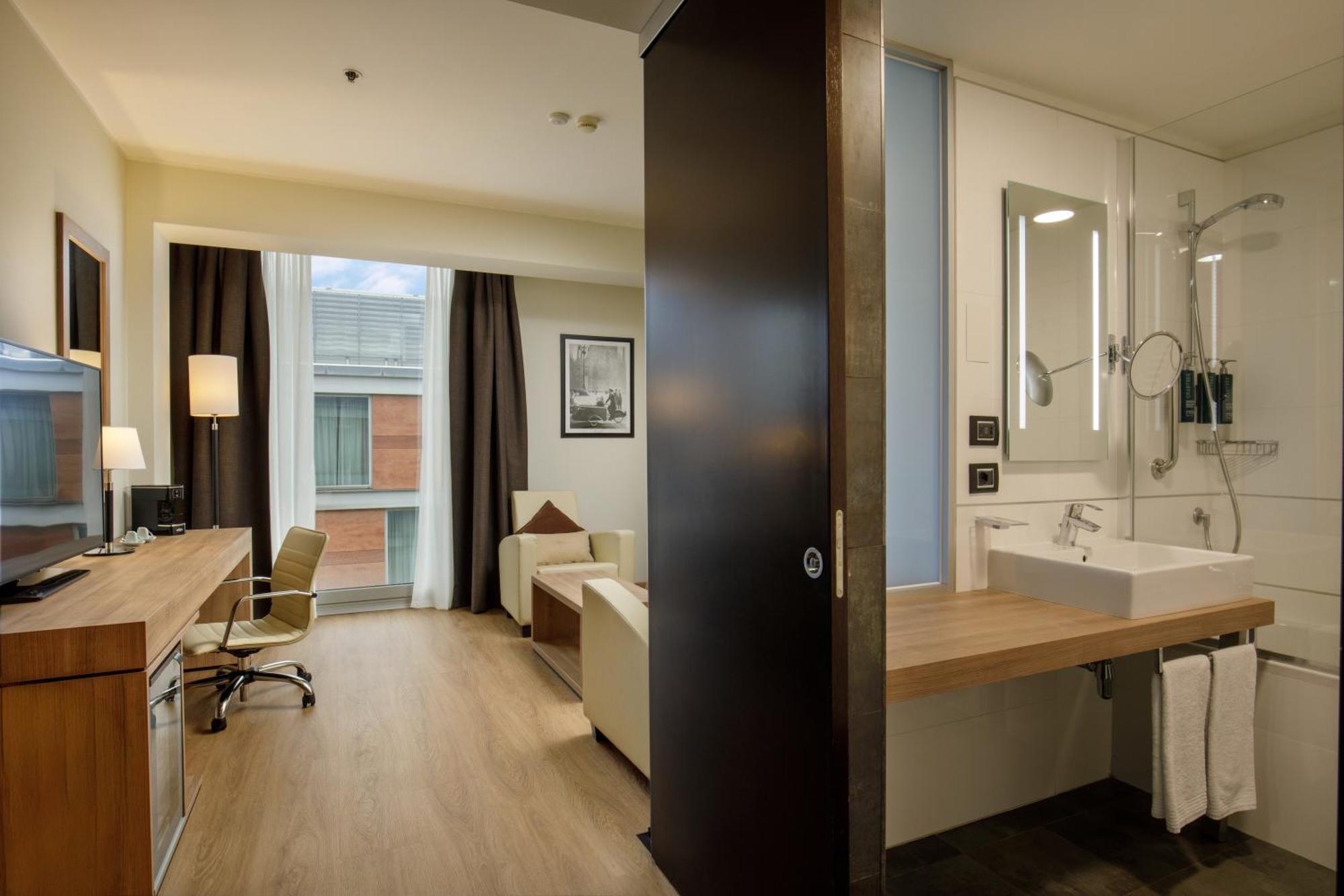 Doubletree By Hilton 4*